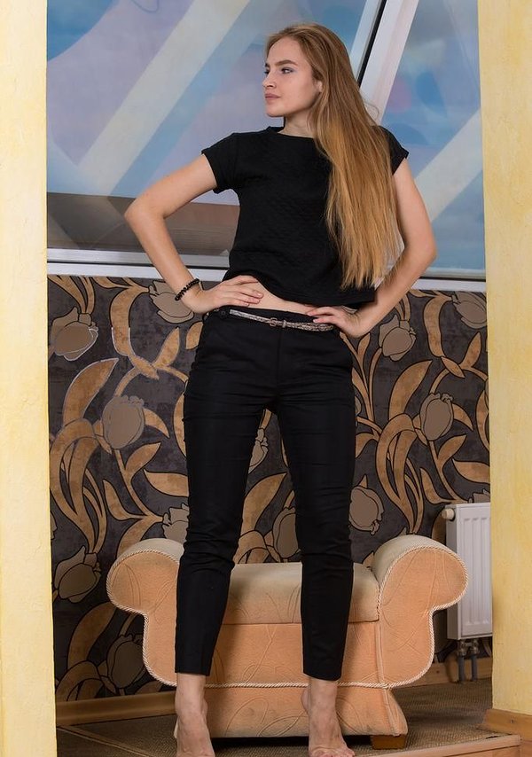 Александра, 19 лет, 1 размер груди